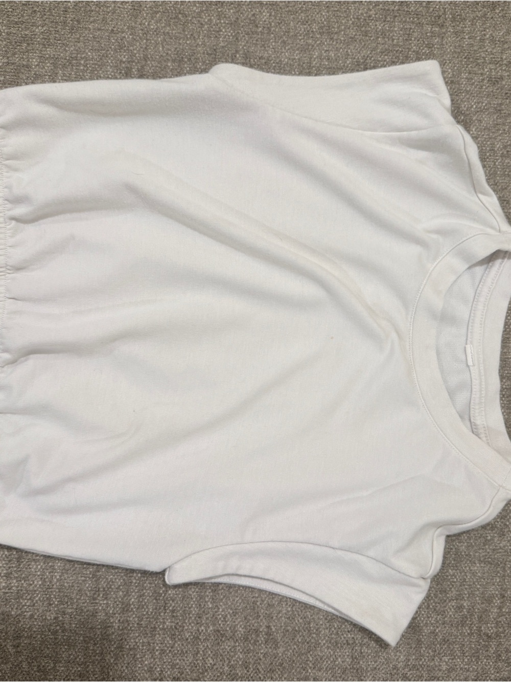 SOLD ALO Yoga White Cropped Muscle Tank - Picture 2 of 2